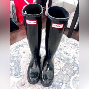 Women’s Gloss Black Hunter Boots
